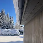 Nyaraló Mathilda Eins *